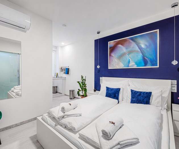 Boutique Oasis – Studio w/ AC & Smart TV