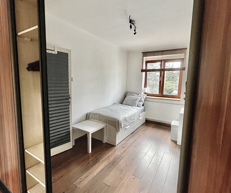 SINGLE ROOM IN CO-LIVING HOUSE