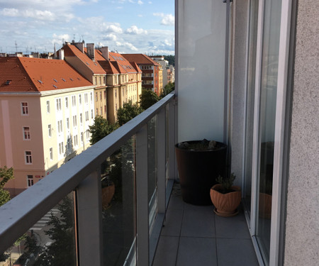 Modern and Arty Apartment close to city center