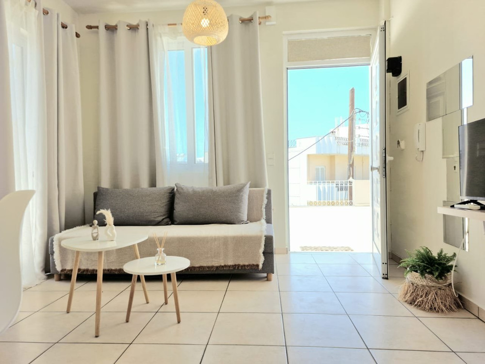 Sunny apartment in Heraklion. preview
