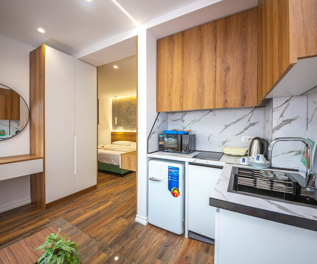 Wilson Square Premium Studio - Yellow Room