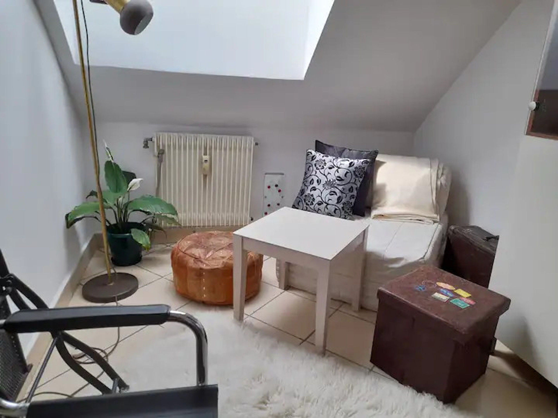 sitting area