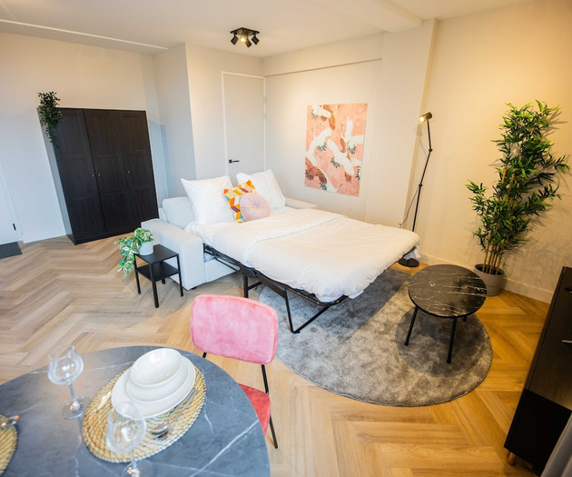 Premium 1BDR Apartment  KS