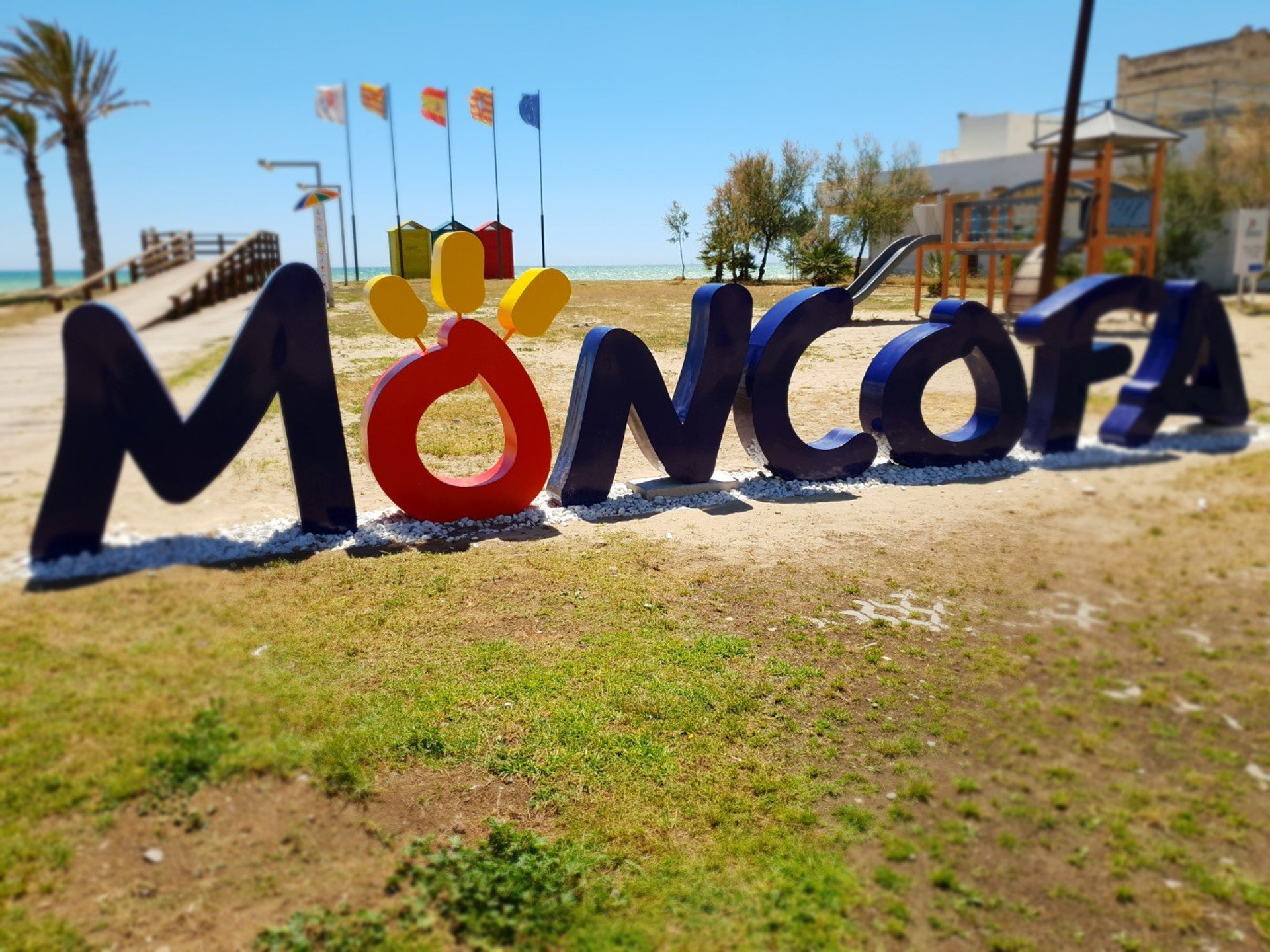 Moncofa beach town sign