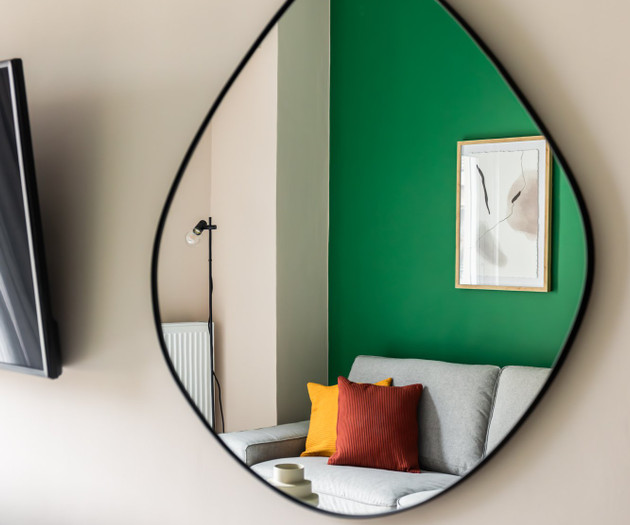 Comfortable 2-bedroom apartment 250m from metro