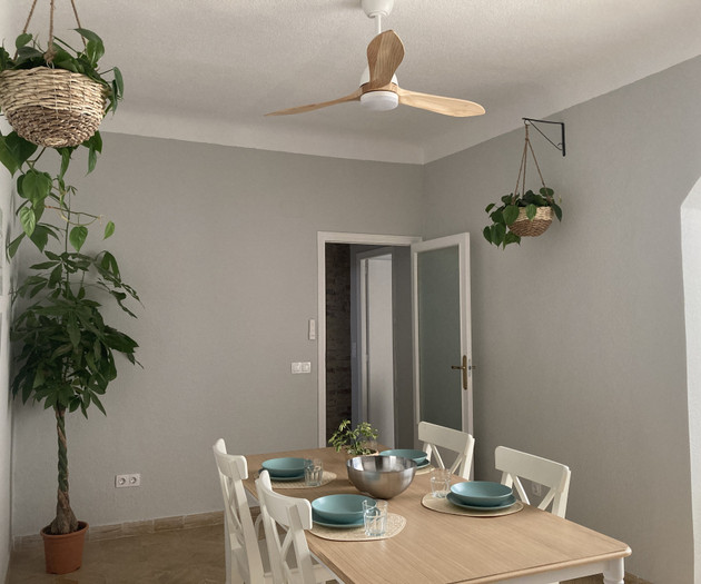 Merseguera Room - Large, bright, open closet