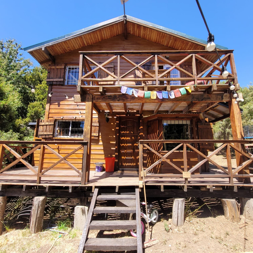 Cabin in the Forest with Lake Views – Near Downtow preview