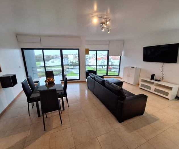 Luminoso apartamento T2 no Paim com  varanda