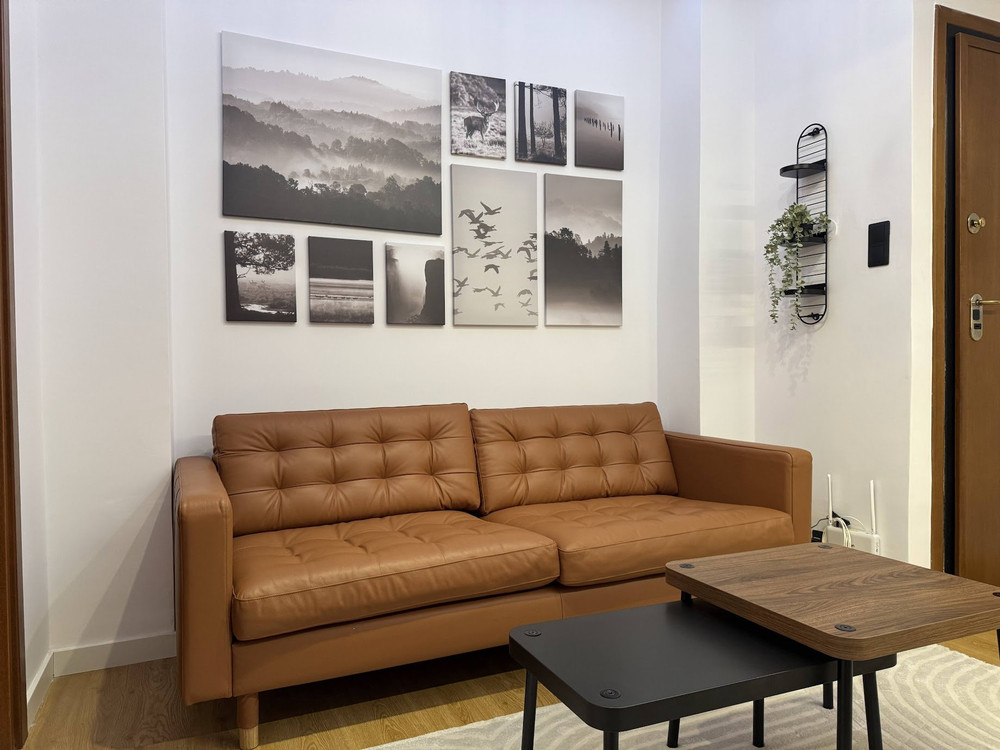 Modern City Center Apt with High-Speed Wi-Fi preview