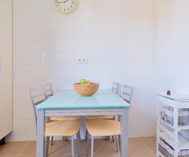 Holidays2Malaga Heroe de Sostoa with pool next to