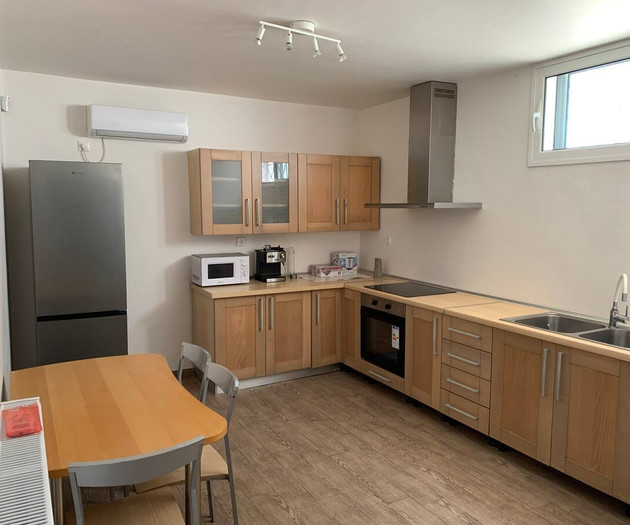 Semibasement appartment