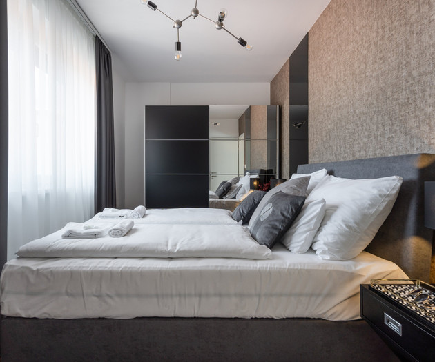 Luxury 2-Bedroom Penthouse– Jewish Quarter