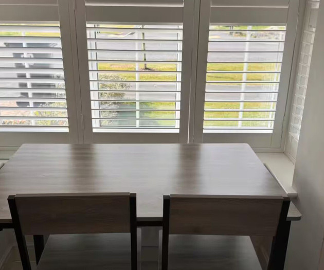 Spacious 4 Bedroom Home with Free Street Parking