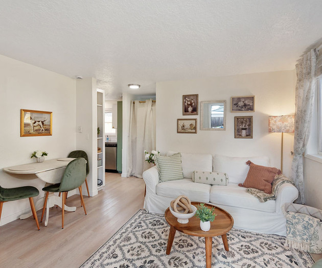 Cupcake Cottage- walkable in Portland