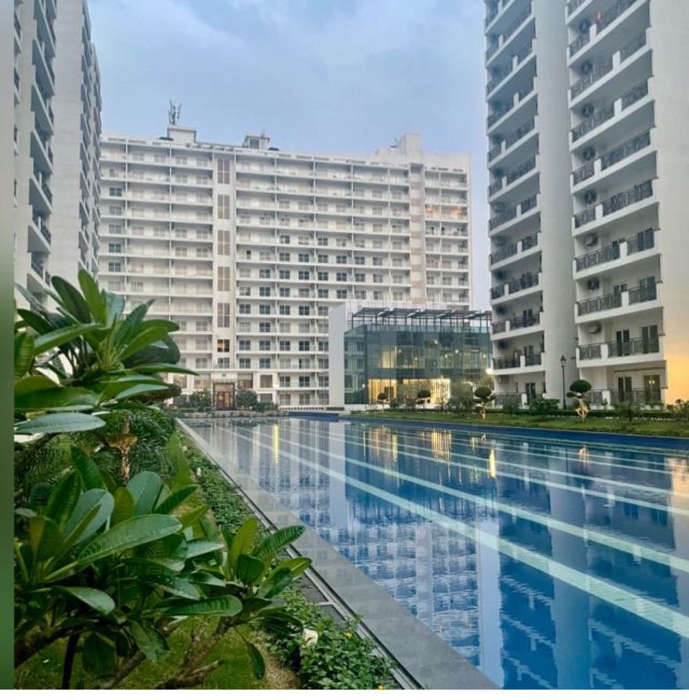 1 Bedroom serviced luxury apt in Gurgaon preview