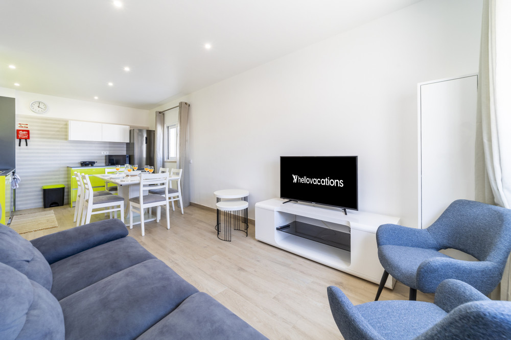 Golden View Villa by HelloVacations preview