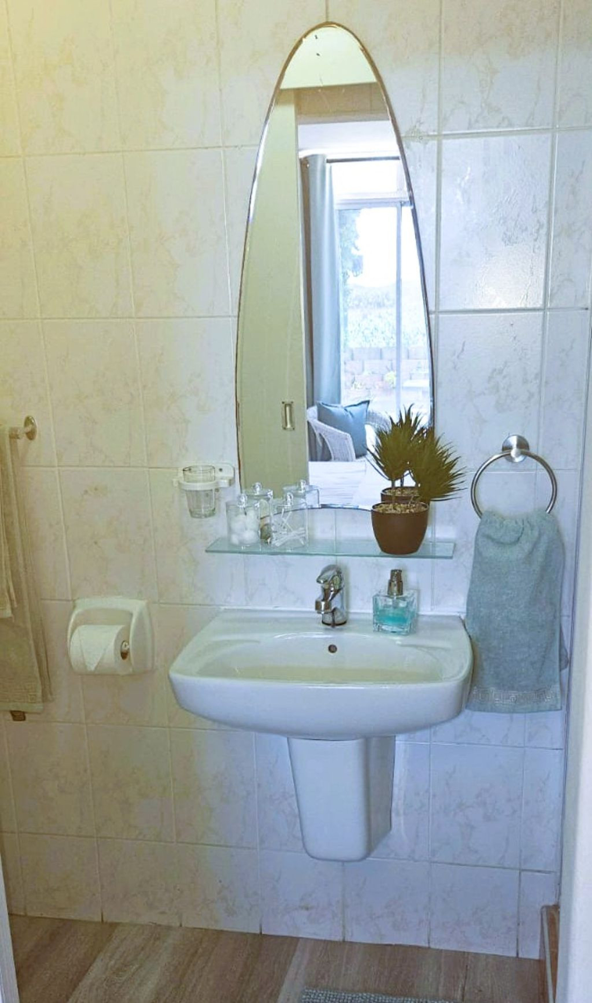 En-Suite bathroom