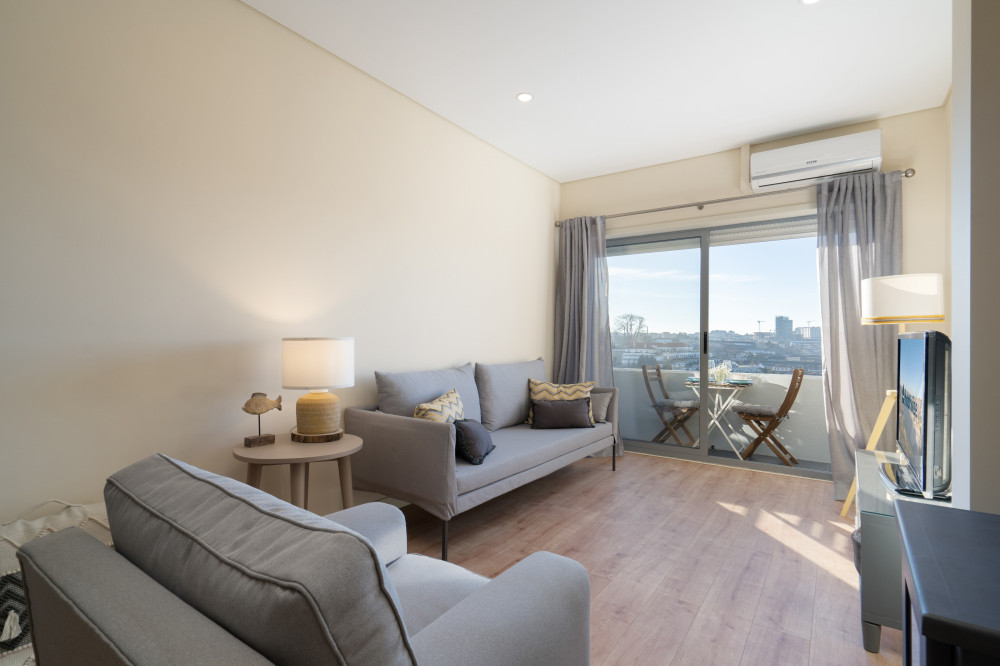 Gaya Avenue 201 - Fantastic Luxurious w/ Balcony preview