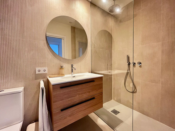 Bathroom 2