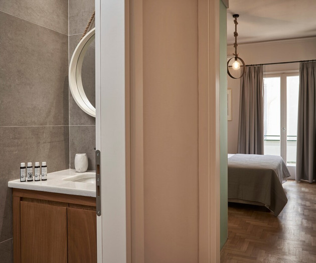 The ensuite bathroom