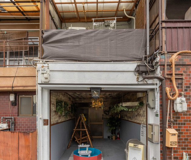 50㎡ 2-Story House / Direct Train to Osaka Station