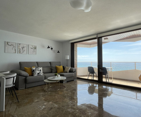 Gran apartamento frente al mar