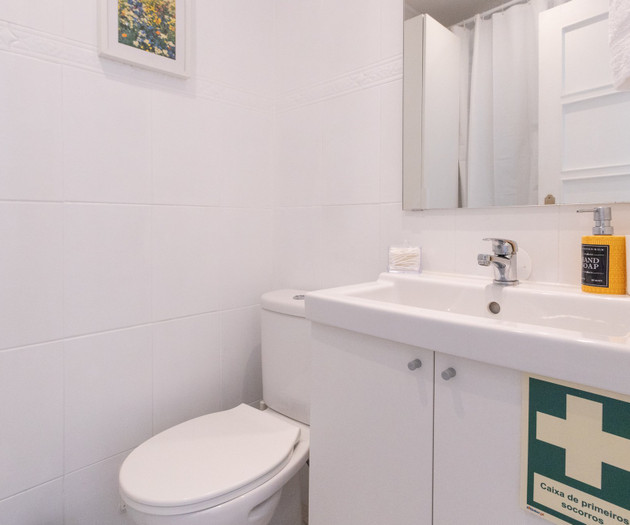 Serene 2-Bedroom apartment in Benfica Lisbon