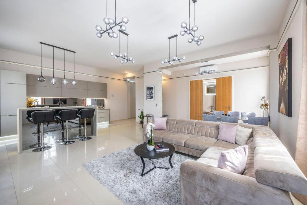 High-End Luxurious Royal Residence in the Heart preview