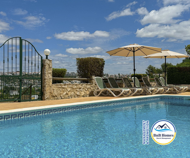 Villa Verde - 4 bedrooms, Marina view, pool & BBQ