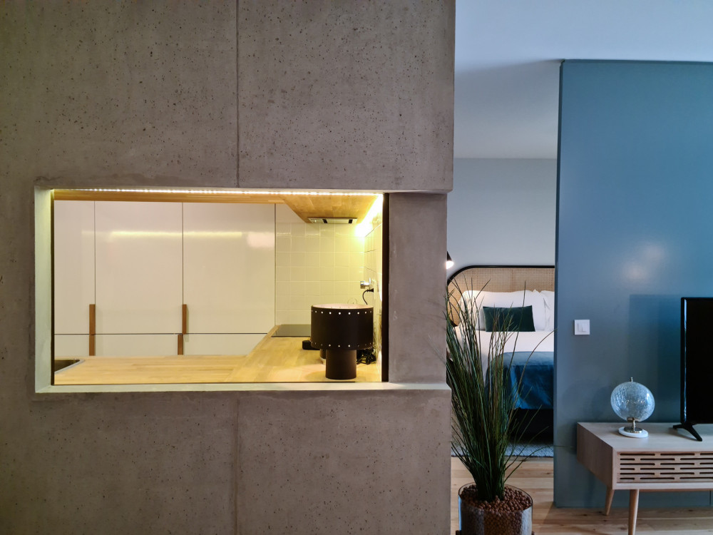 One bedroom apartment near Campanha station