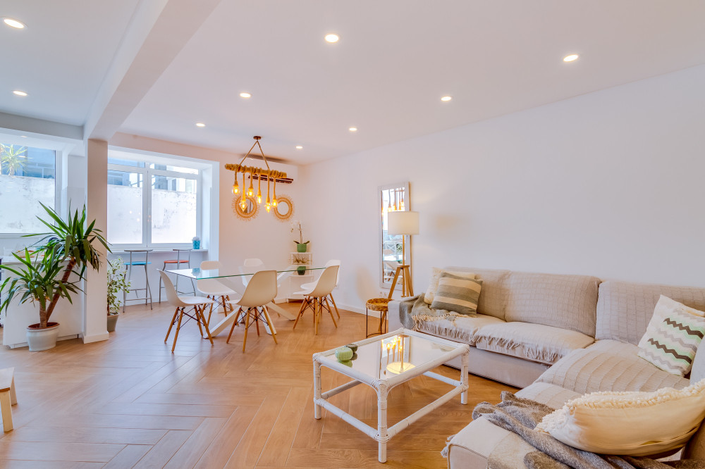 Charming En-Suite in downtown apartment