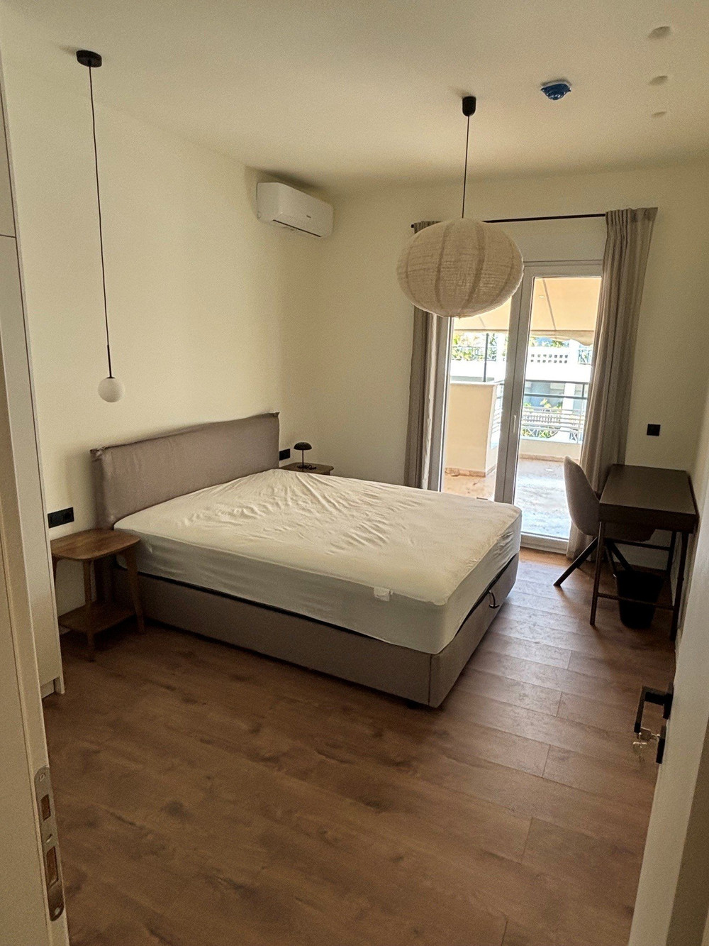Private Room 1 with en-suite Bathroom preview