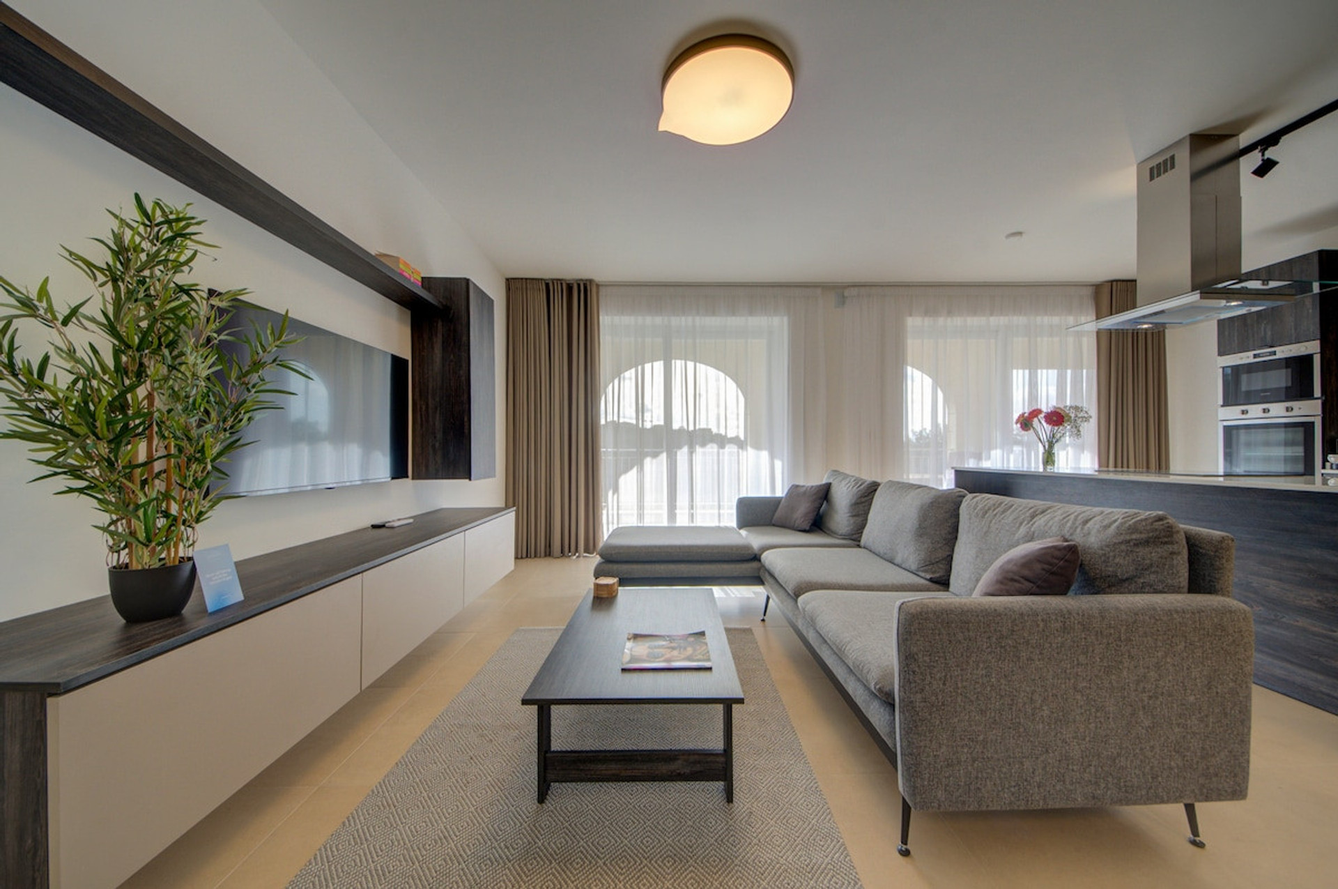 Living room image 3