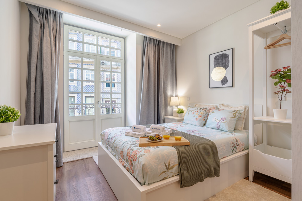 HostWise - Marquesa Palace | Balcony preview