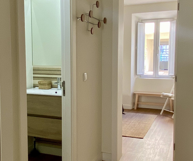 Apartamento com Pateo em Marvila, 2 wc e 2 salas
