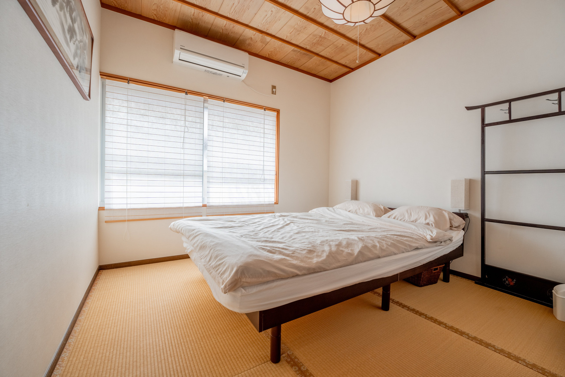 Tatami bedroom with large bed