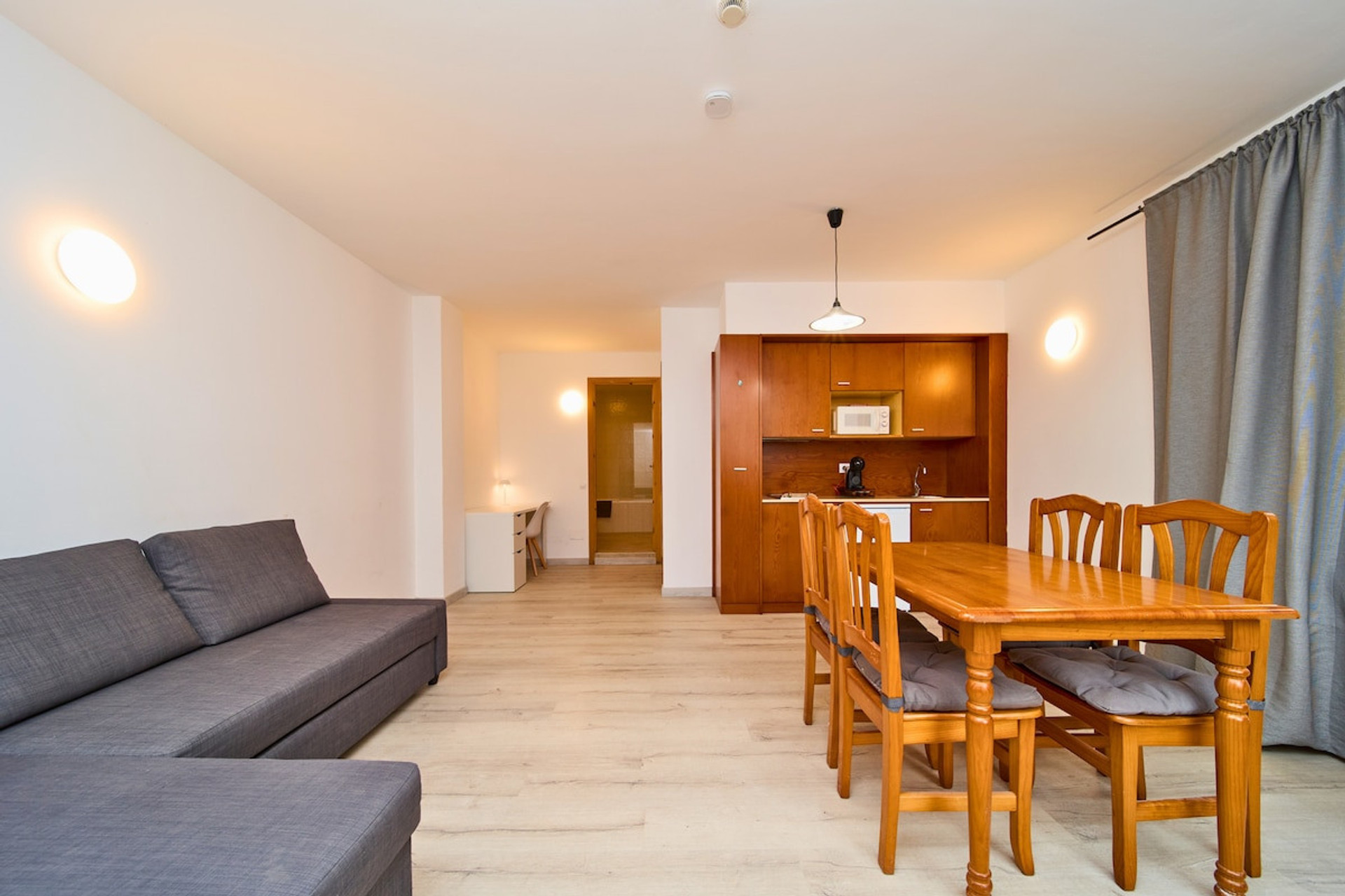 "I know I can be very calm booking with them since they are always very attentive and my stay will be a 10. The place is in a great location close to the slopes and with beautiful views. Totally recommended!!" - Nerea ★★★★★