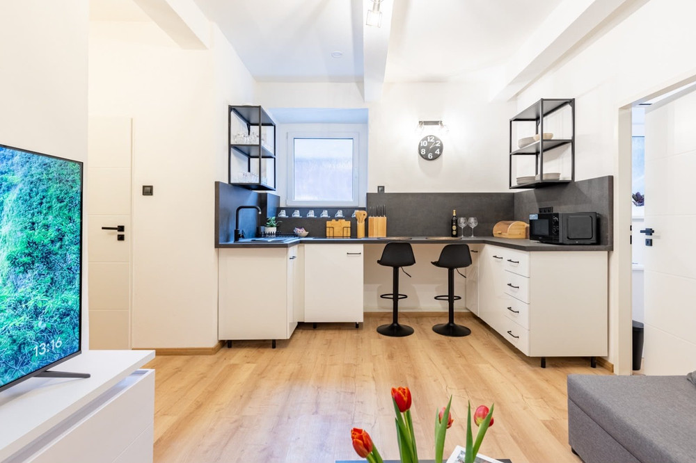 Old Town Garden Apartment with Private Courtyard preview