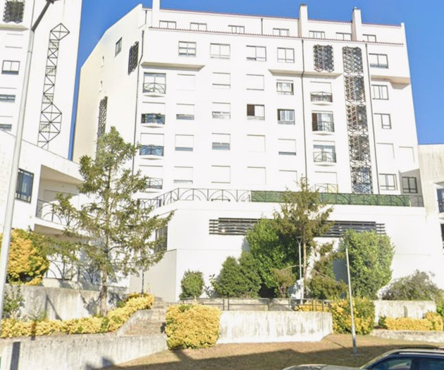 Bright Modern Room | 500Mbps Fiber | City Center