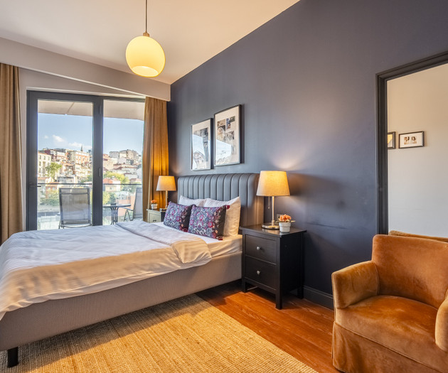 Luxury 1BR Apartment in Benesta Centro with Indoor