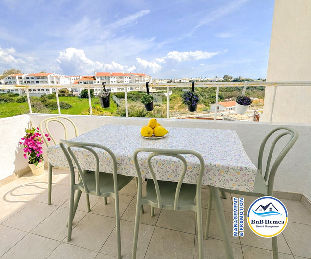 BnB Homes Ocean view Two-bedroom apartment, 300 m