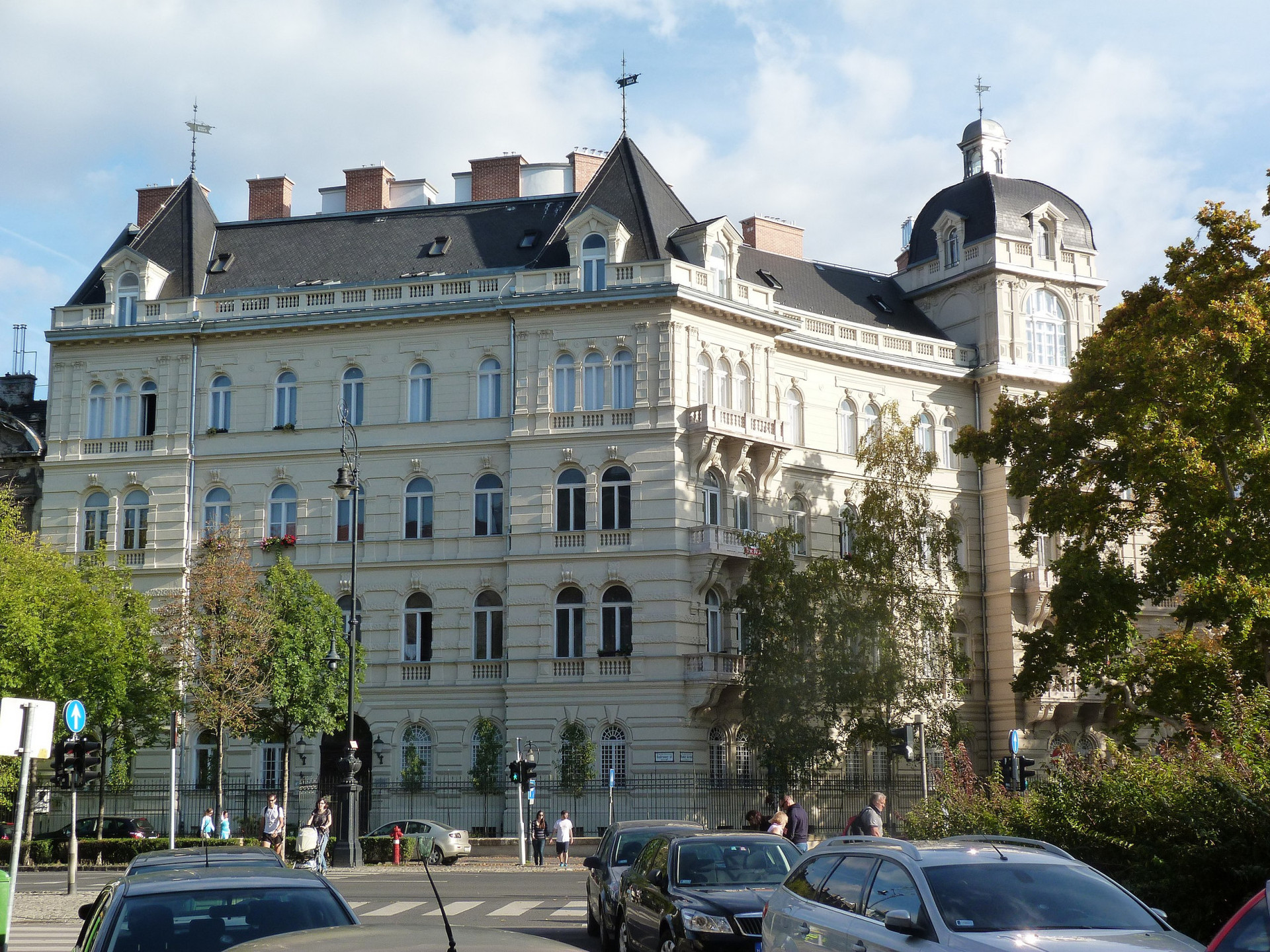 Kodaly Palace