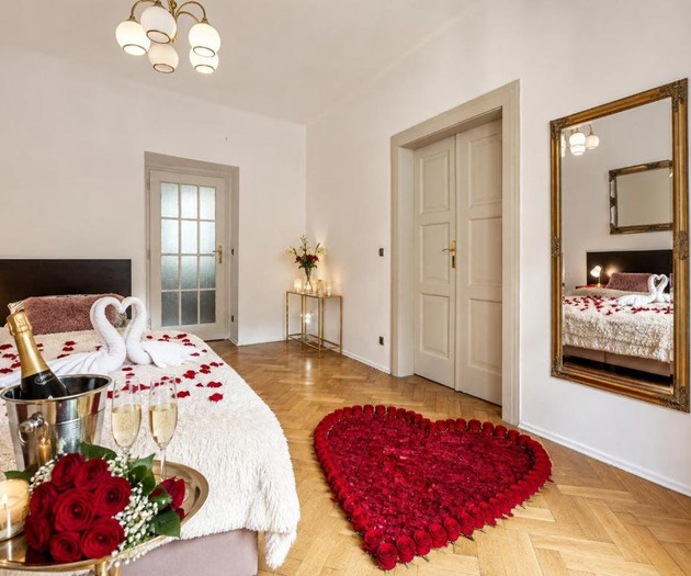 Royal Prague Heart Suite