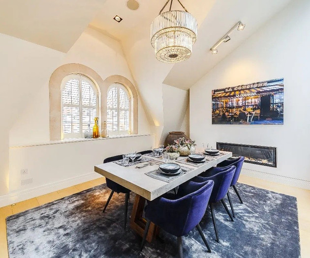 Penthouse with Premium Furnishing in Hamburg
