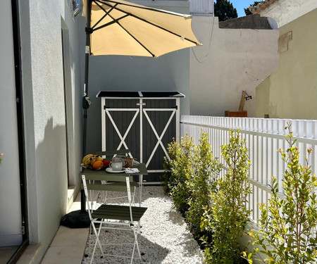 Charming 3 bedroom Apt in Parede Beach