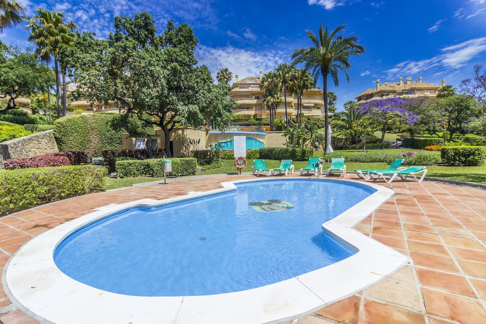 Cubo's Apartamento Boutique Elviria Hills Marbella preview