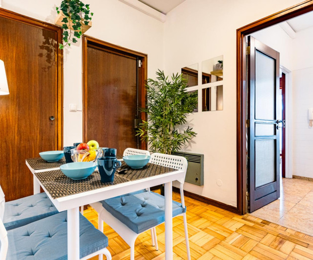 Comfortable single bedroom close to  metro-room 3