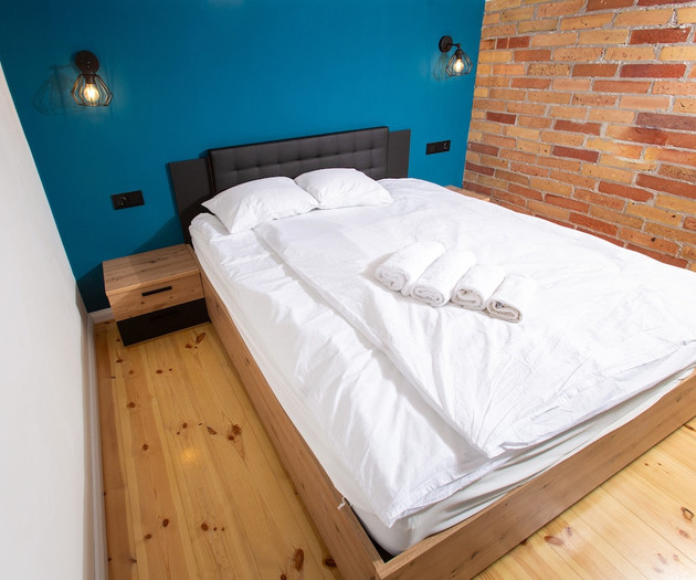Budapest Serenity Suites - Blue