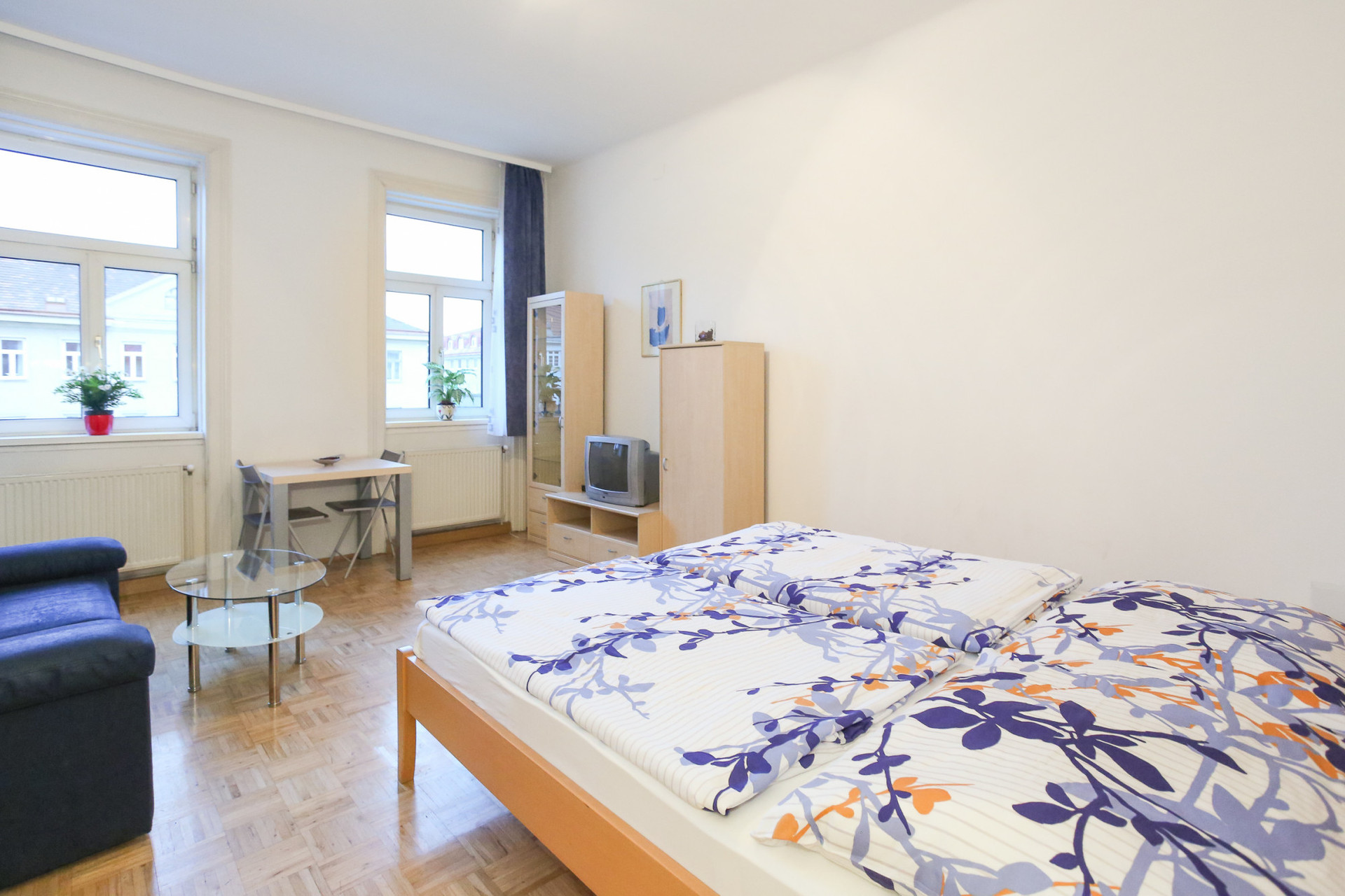 Wohn/Schlafzimmer zum Wohfühlen