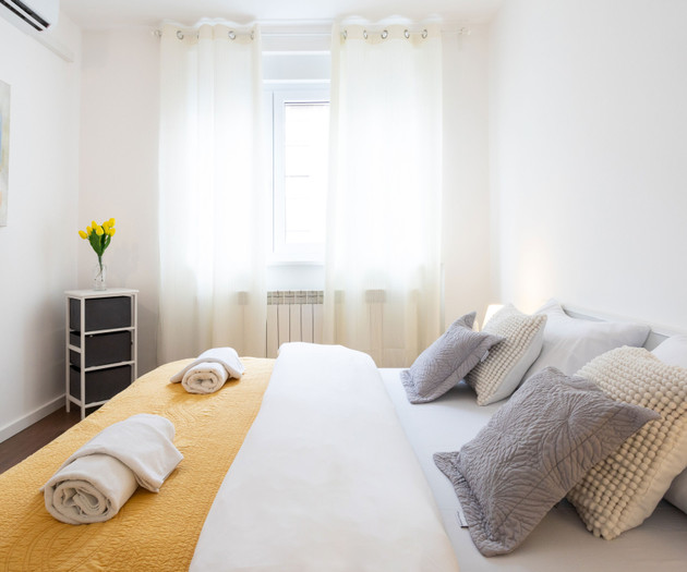 Sunny 2BDR Apartment with a Balcony